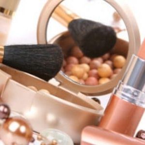 Контекстная реклама женской косметики